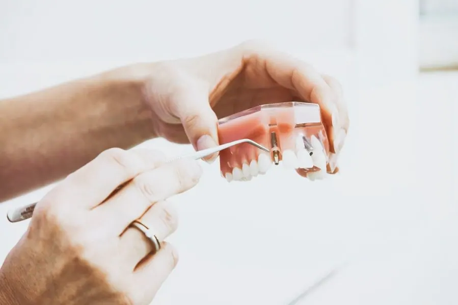 5 công việc của một kỹ thuật viên phục hình răng không phải ai cũng biết